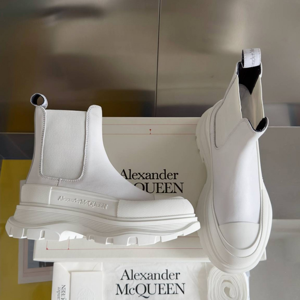 Alexander McQueen Tread Slick Alexander McQueen Tread Slick