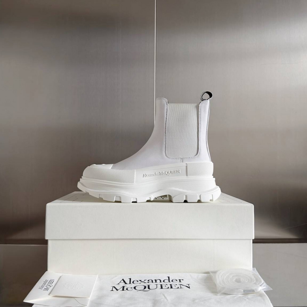 Alexander McQueen Tread Slick Alexander McQueen Tread Slick