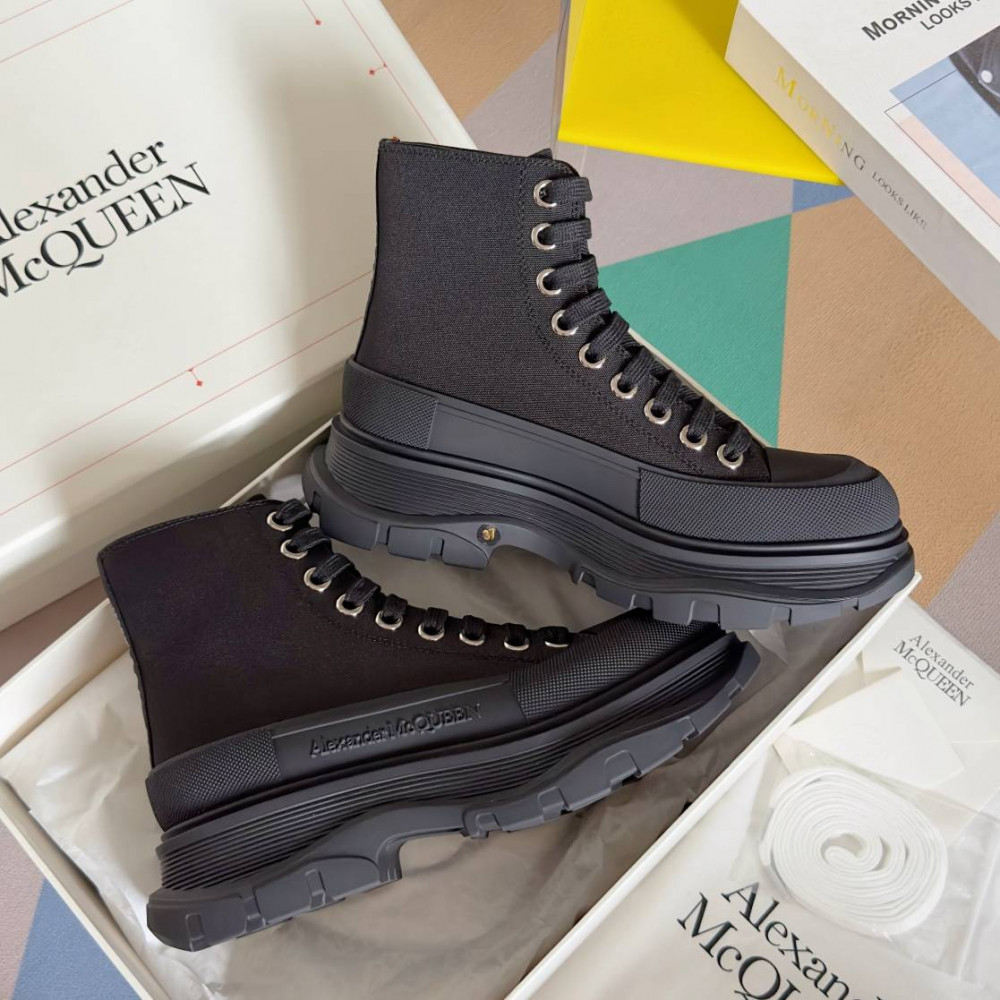 Alexander McQueen Tread Slick Alexander McQueen Tread Slick