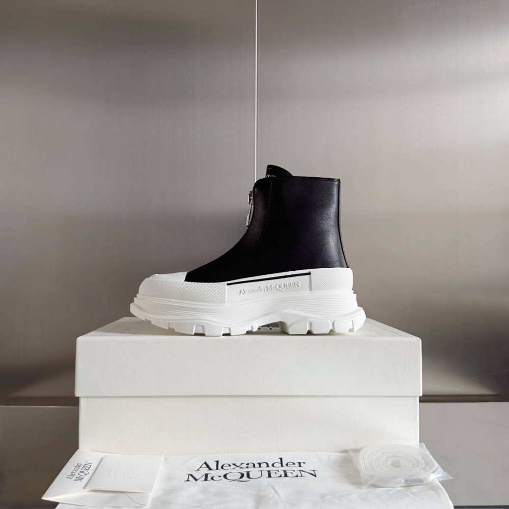 Alexander McQueen Tread Slick Alexander McQueen Tread Slick