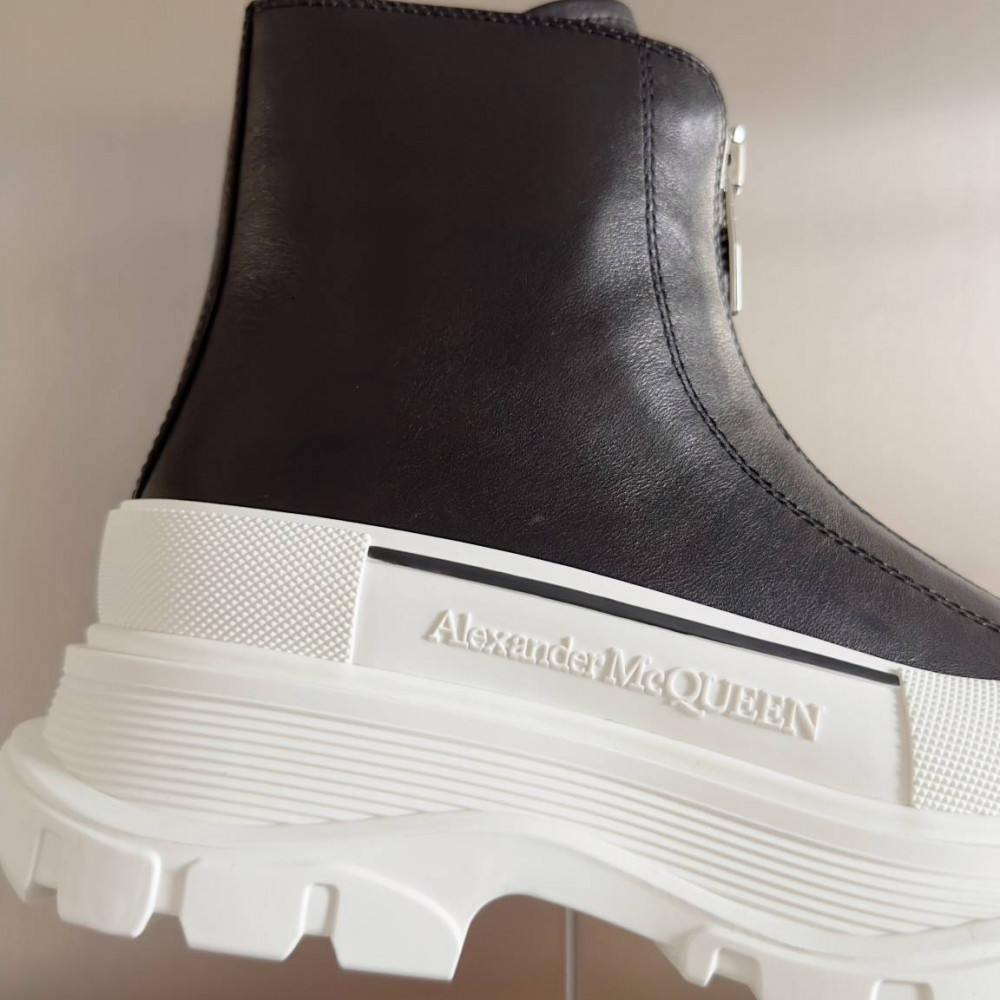 Alexander McQueen Tread Slick Alexander McQueen Tread Slick