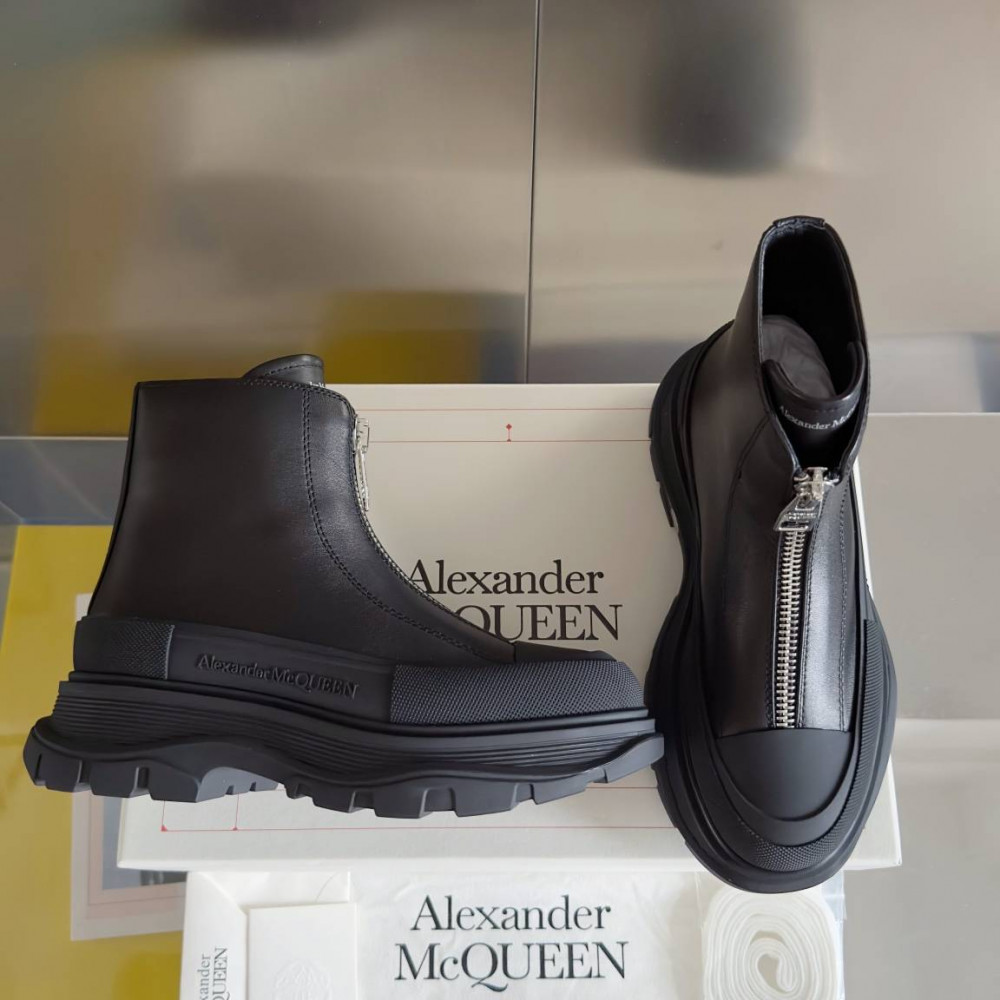 Alexander McQueen Tread Slick Alexander McQueen Tread Slick