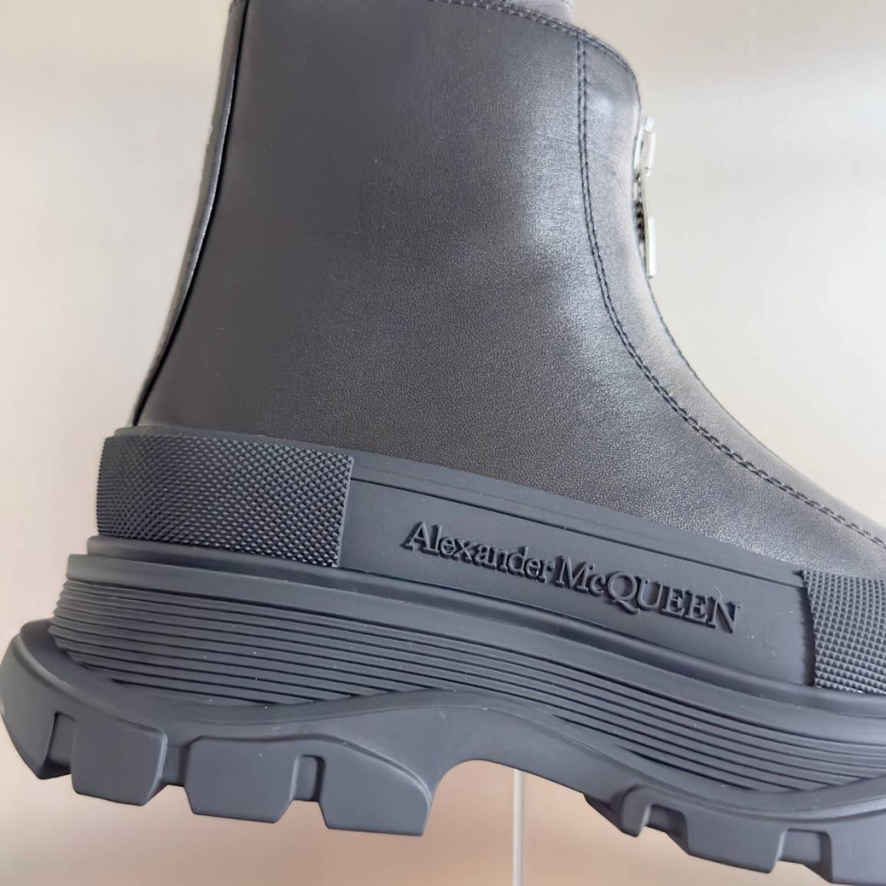 Alexander McQueen Tread Slick Alexander McQueen Tread Slick