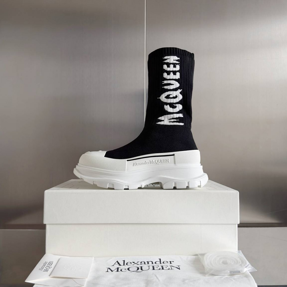Alexander McQueen Tread Slick Alexander McQueen Tread Slick
