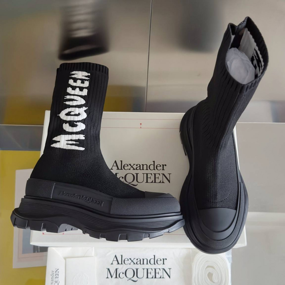 Alexander McQueen Tread Slick Alexander McQueen Tread Slick