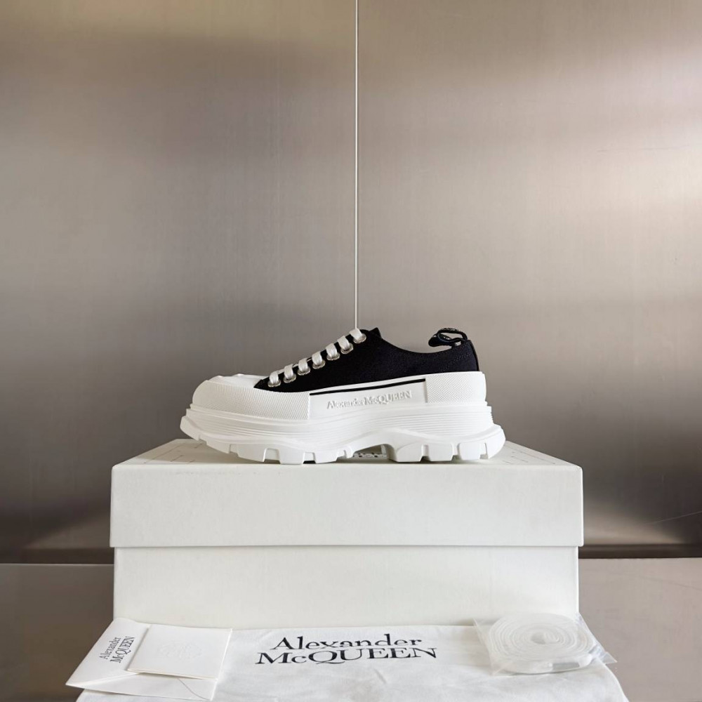 Alexander McQueen Tread Slick Alexander McQueen Tread Slick