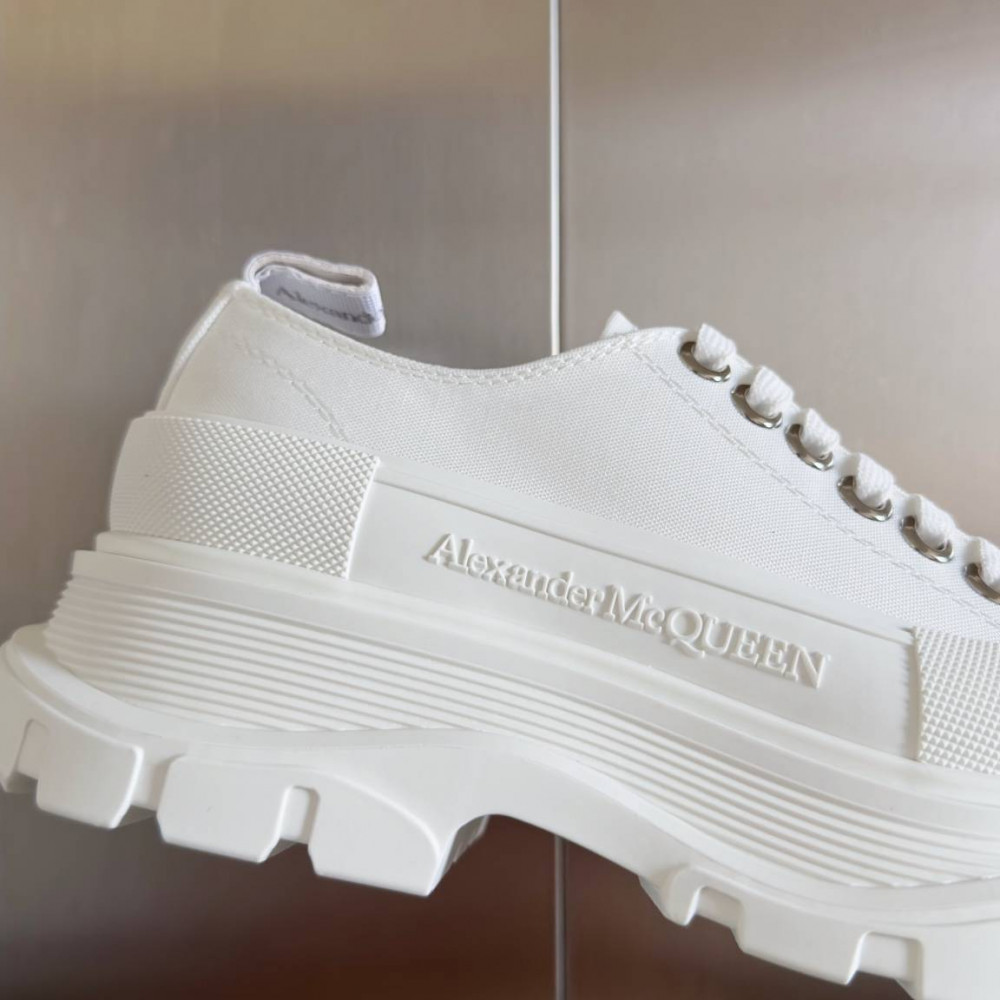 Alexander McQueen Tread Slick Alexander McQueen Tread Slick