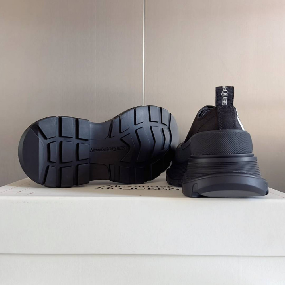 Alexander McQueen Tread Slick Alexander McQueen Tread Slick