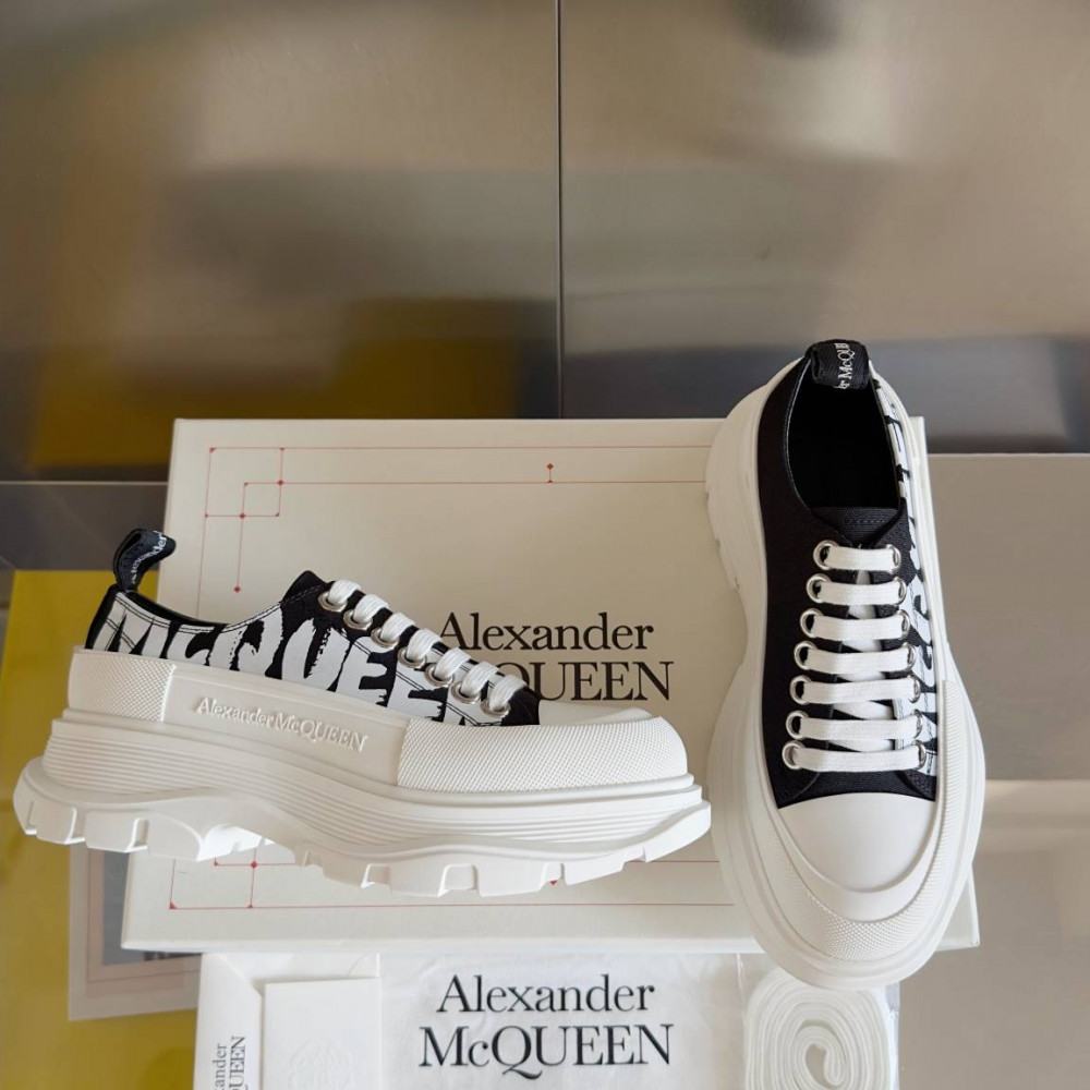 Alexander McQueen Tread Slick Alexander McQueen Tread Slick