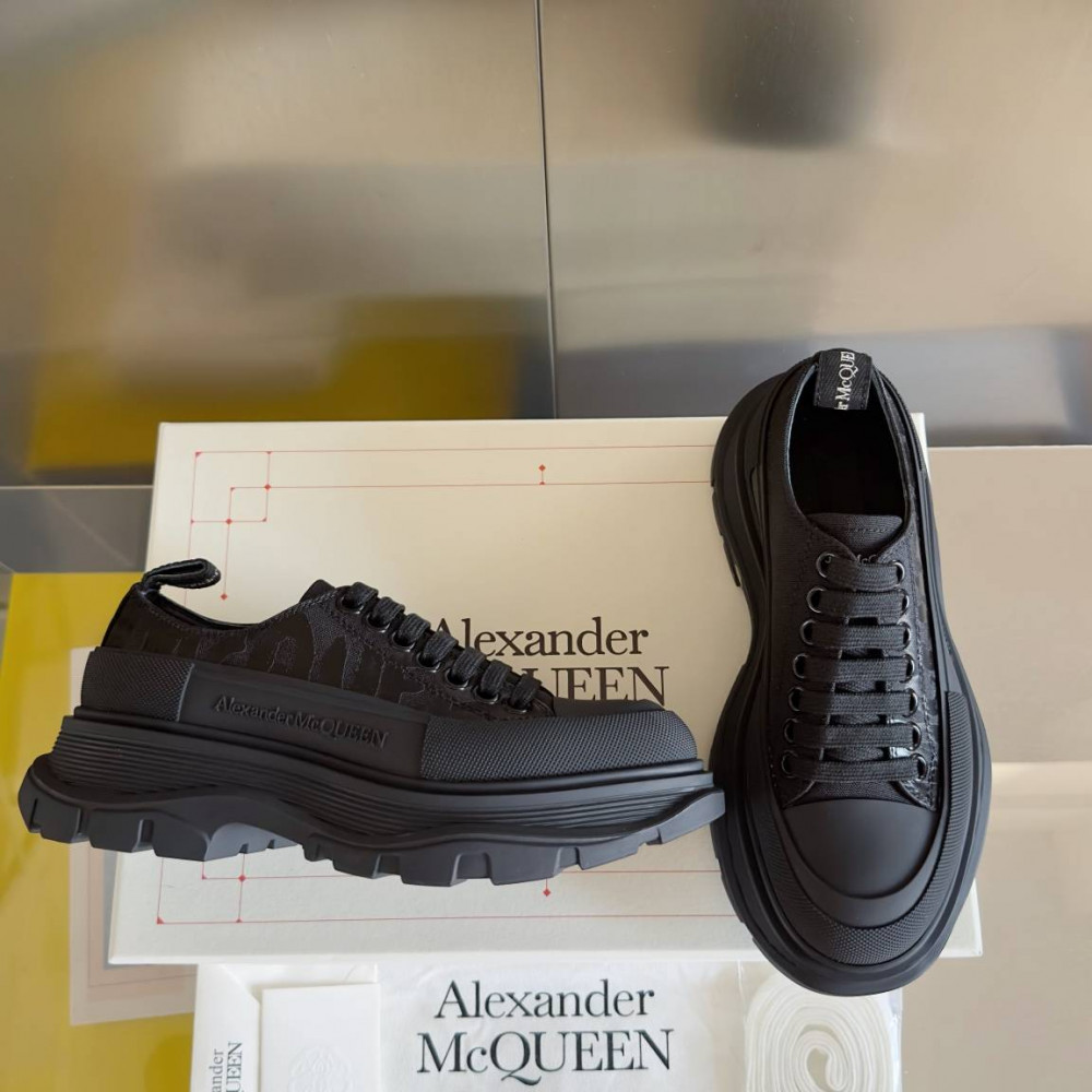 Alexander McQueen Tread Slick Alexander McQueen Tread Slick