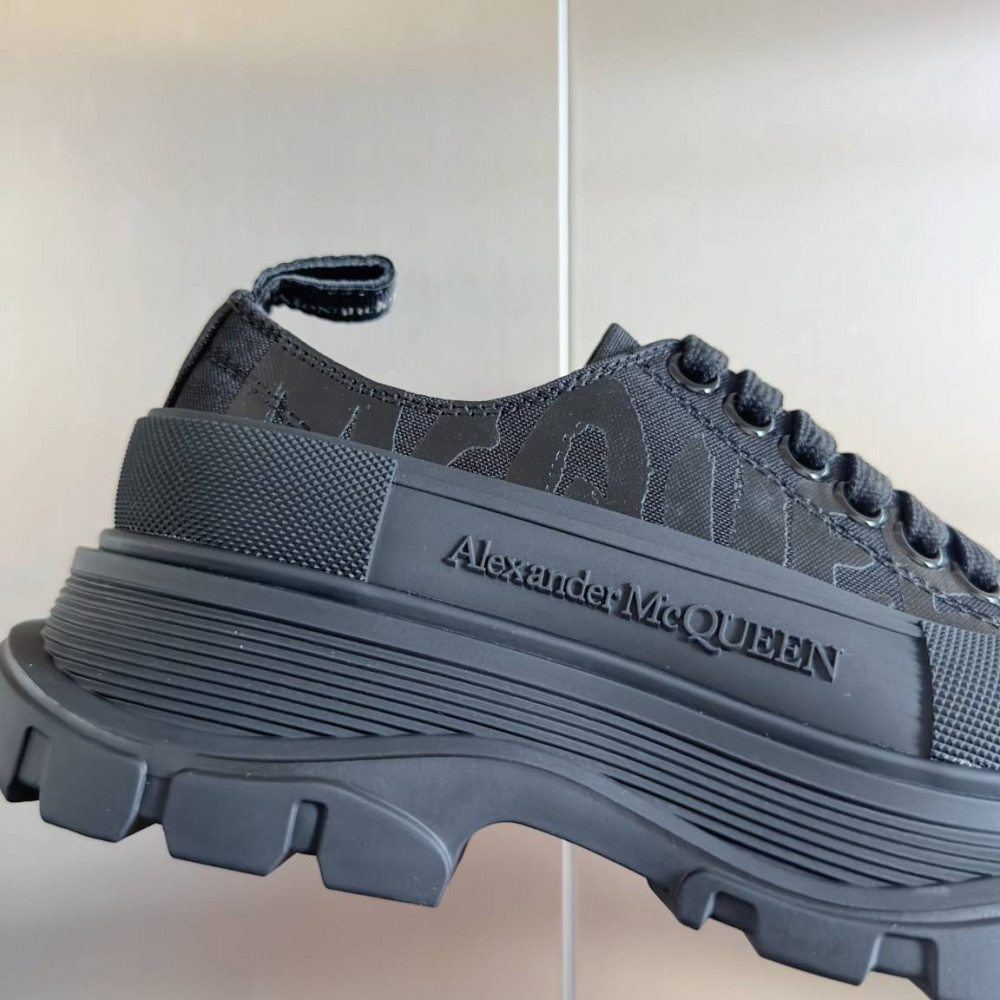 Alexander McQueen Tread Slick Alexander McQueen Tread Slick